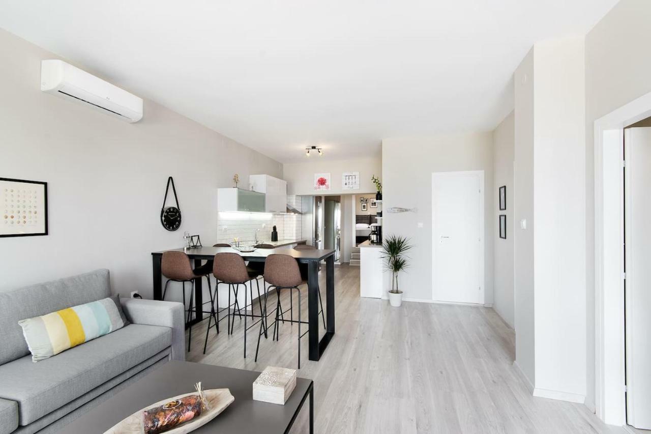 Villa Alexandra نيا إيراكليا المظهر الخارجي الصورة
